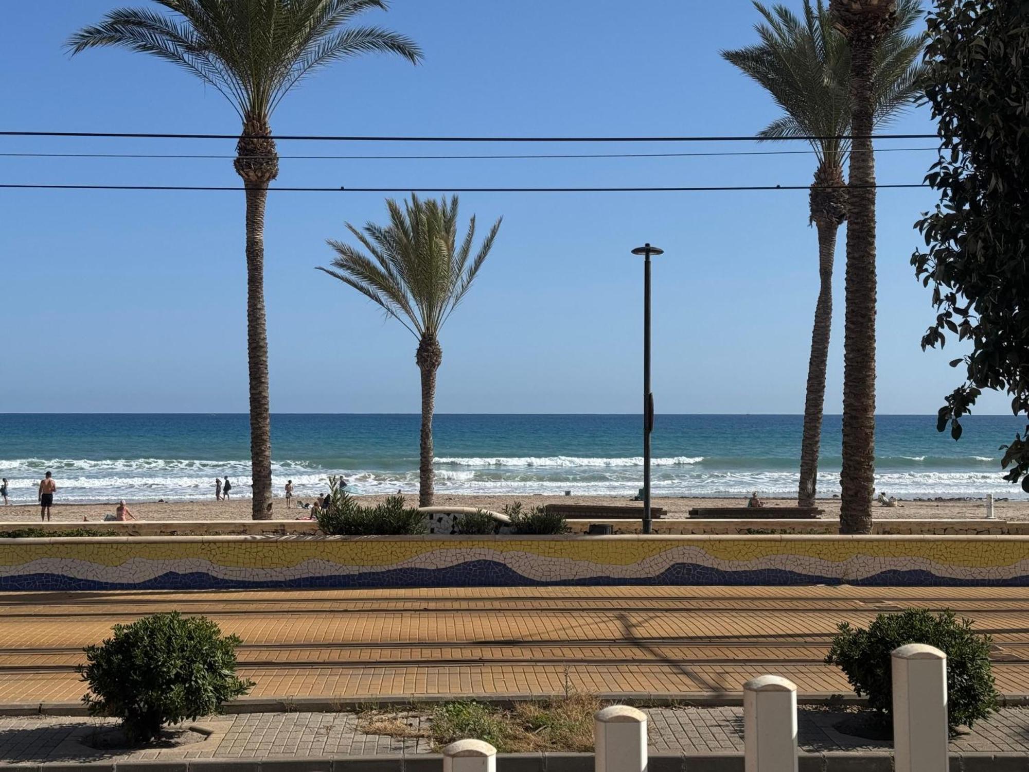 אל קאמפיו Apartamento Primera Linea Playa Muchavista מראה חיצוני תמונה